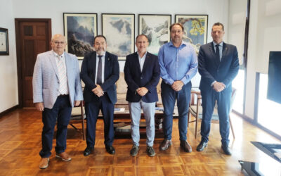 La Asociación de Asesores Fiscales de Canarias se reúne con el Cabildo de La Palma para promover la cuarta edición de los Premios AAFC